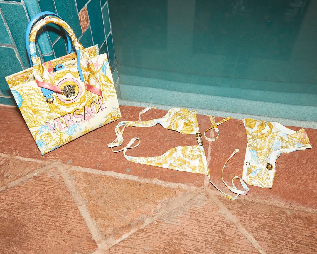 Versace La Vacanza accessories detail